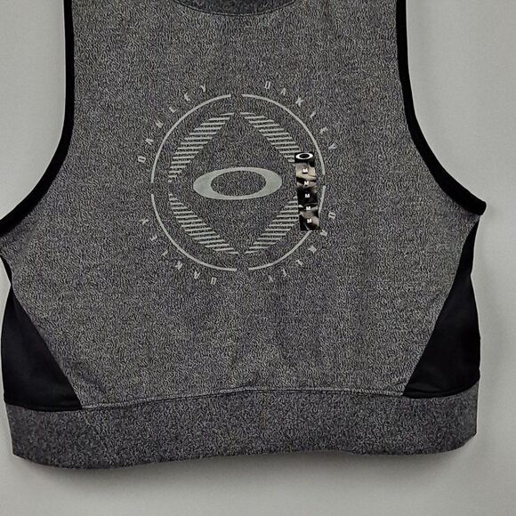 Oakley Mens Athletic Top NWT - Picture 3 of 9